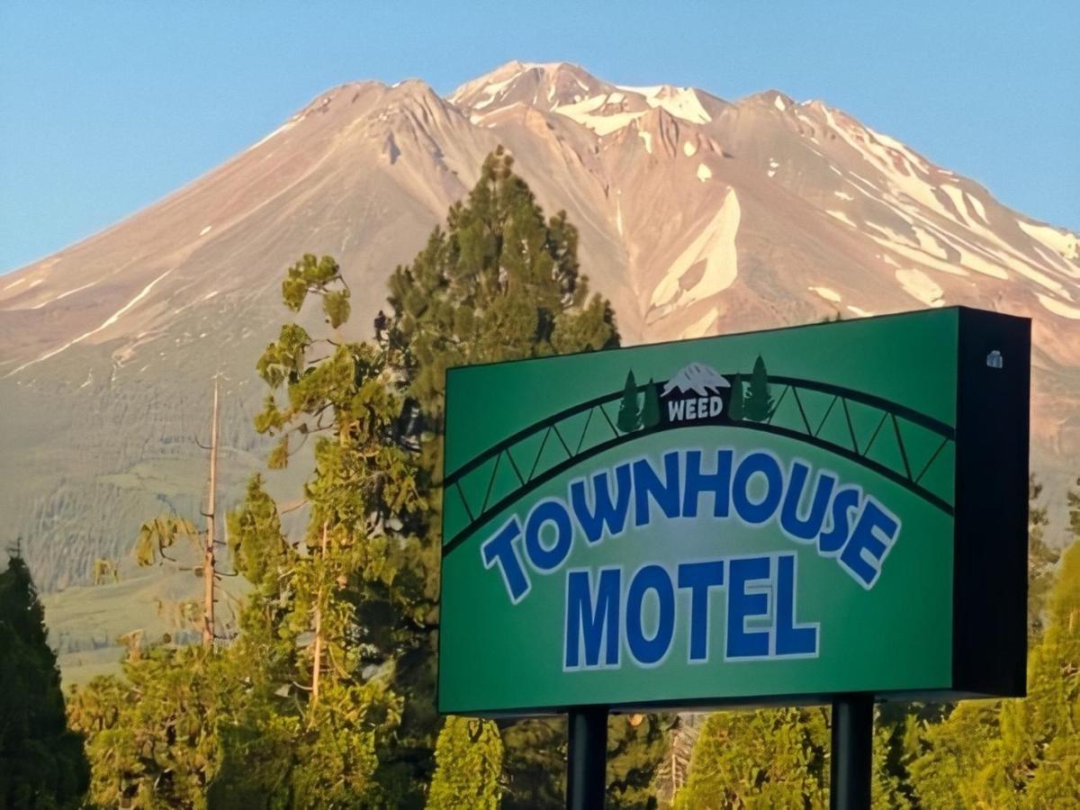 Townhouse Motel Уид Экстерьер фото